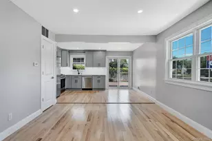 5 Notus Ave, New York, NY 10312 - Photo 9