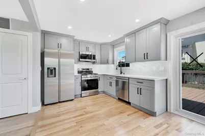 5 Notus Avenue, New York, NY 10312 - Photo 11