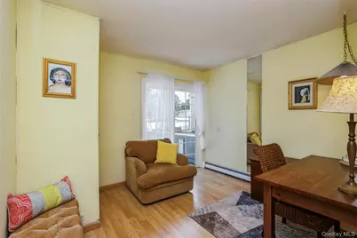 87 Center Street, Ronkonkoma, NY 11779 - Photo 11