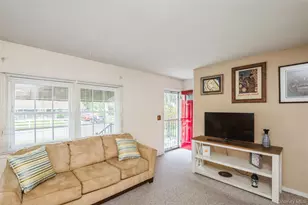 87 Center St, Ronkonkoma, NY 11779 - Photo 3