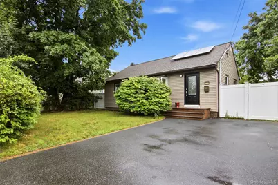114 Davidson Street, Wyandanch, NY 11798 - Photo 1