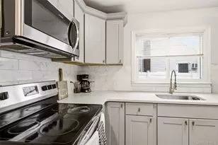 114 Davidson St, Wyandanch, NY 11798 - Photo 11