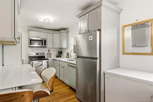 114 Davidson St, Wyandanch, NY 11798 - Photo 9