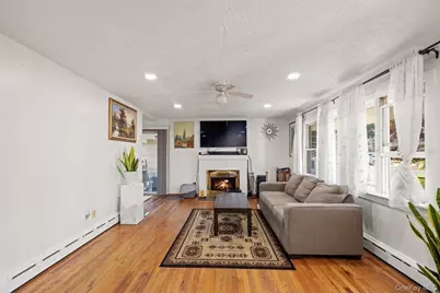 4 Roosevelt Street, Brentwood, NY 11717 - Photo 3