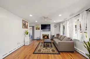 4 Roosevelt St, Brentwood, NY 11717 - Photo 3