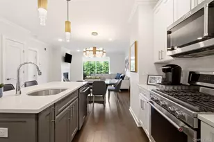 21 Seasons Wy, Dix Hills, NY 11746 - Photo 5