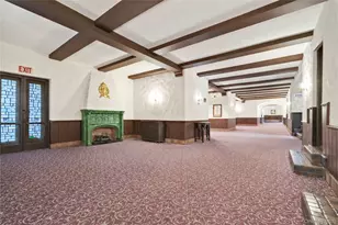 109-14 Ascan Ave, Forest Hills, NY 11375 - Photo 27
