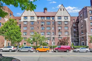 109-14 Ascan Ave, Forest Hills, NY 11375 - Photo 1