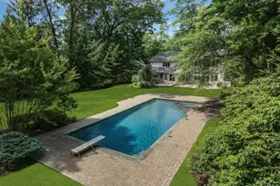 10 Winter Ln, Dix Hills, NY 11746 - Photo 35