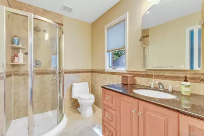 10 Winter Lane, Dix Hills, NY 11746 - Photo 21