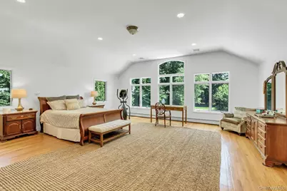 10 Winter Lane, Dix Hills, NY 11746 - Photo 17