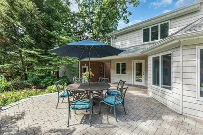 10 Winter Lane, Dix Hills, NY 11746 - Photo 31