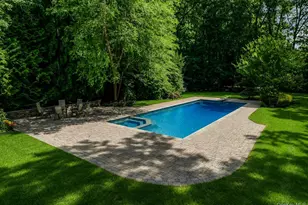 10 Winter Ln, Dix Hills, NY 11746 - Photo 33
