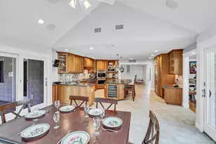 10 Winter Ln, Dix Hills, NY 11746 - Photo 13