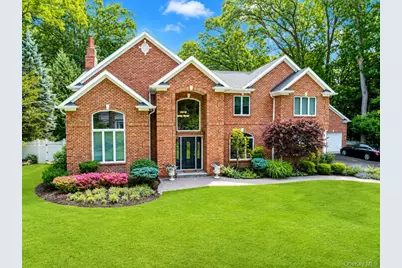 10 Winter Lane, Dix Hills, NY 11746 - Photo 1