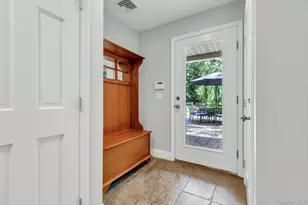 10 Winter Ln, Dix Hills, NY 11746 - Photo 15