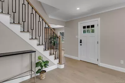 26 Malvern Lane, Stony Brook, NY 11790 - Photo 3