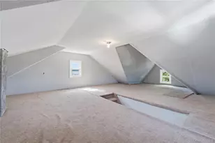 136 Elm St, Valley Stream, NY 11580 - Photo 11