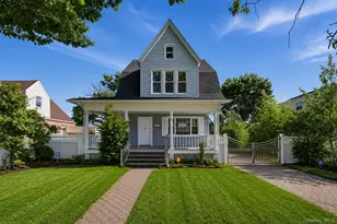 136 Elm St, Valley Stream, NY 11580 - Photo 9