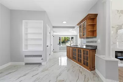 136 Elm Street, Valley Stream, NY 11580 - Photo 15