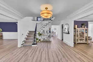 426 Wolf Hill Rd, Dix Hills, NY 11746 - Photo 5