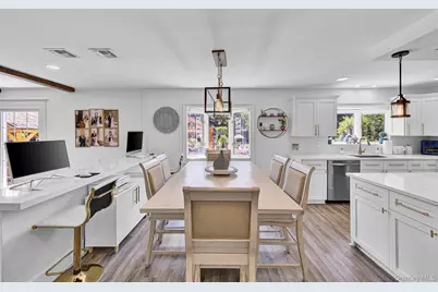 426 Wolf Hill Road, Dix Hills, NY 11746 - Photo 13