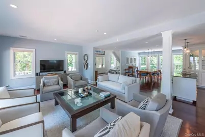 13 Peathole Lane, Bellport, NY 11713 - Photo 7