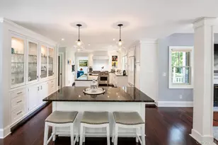 13 Peathole Ln, Bellport, NY 11713 - Photo 9