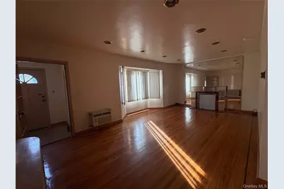 6911 180th Street, Fresh Meadows, NY 11365 - Photo 5