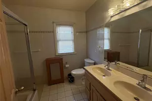 69-11 180th St, Fresh Meadows, NY 11365 - Photo 9