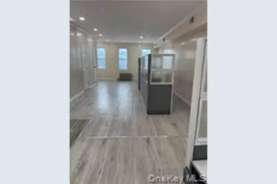 16718 Hillside Avenue #2nd floor, Jamaica, NY 11432 - Photo 9