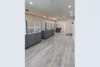 16718 Hillside Avenue #2nd floor, Jamaica, NY 11432 - Photo 3