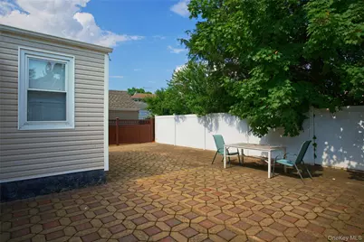 117 Walnut Street, West Hempstead, NY 11552 - Photo 3