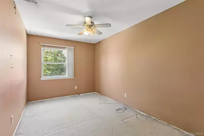 1601 Johnson Avenue #16, Elmont, NY 11003 - Photo 19