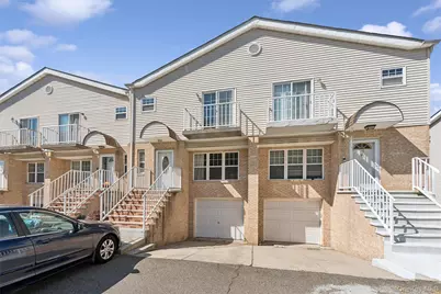 1601 Johnson Avenue #16, Elmont, NY 11003 - Photo 1