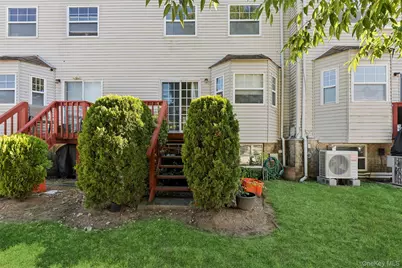 1601 Johnson Avenue #16, Elmont, NY 11003 - Photo 33
