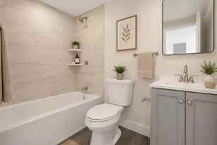 910 E 226th St, Bronx, NY 10466 - Photo 5