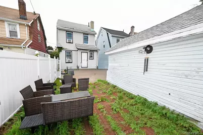 14214 Sutter Avenue, Jamaica, NY 11436 - Photo 5