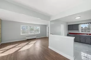 172-04 Amelia Rd, Jamaica, NY 11434 - Photo 17