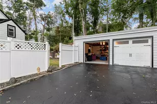 22 Town Path, Glen Cove, NY 11542 - Photo 13