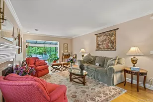 24 Overlook Rd, Great Neck, NY 11020 - Photo 13