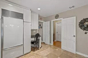 24 Overlook Rd, Great Neck, NY 11020 - Photo 27