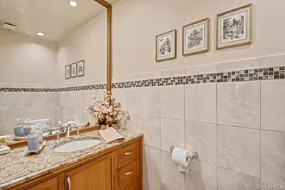 24 Overlook Road, Great Neck, NY 11020 - Photo 21