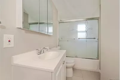 3251 Neptune Avenue, Oceanside, NY 11572 - Photo 17