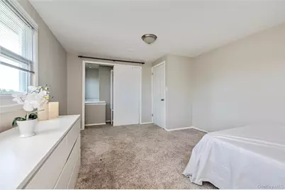 3251 Neptune Avenue, Oceanside, NY 11572 - Photo 15