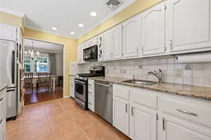 115 Autumn Dr, Hauppauge, NY 11788 - Photo 19