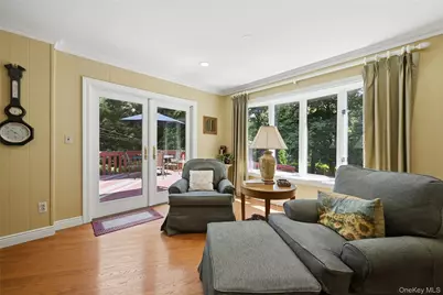 115 Autumn Drive, Hauppauge, NY 11788 - Photo 25