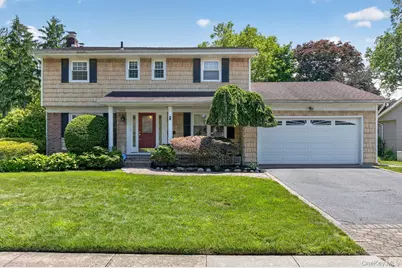 6 W Oak Hill, Oyster Bay, NY 11771 - Photo 1