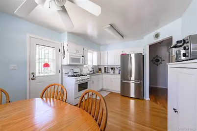 1316 Telegram Avenue, Elmont, NY 11003 - Photo 13