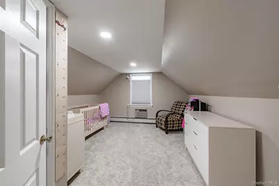 1316 Telegram Avenue, Elmont, NY 11003 - Photo 17